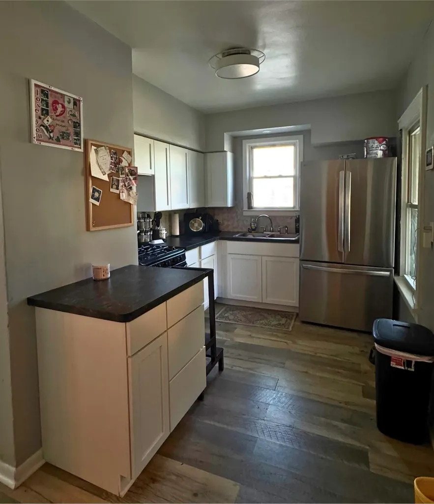672 E Isabella Avenue Muskegon City MI 49442