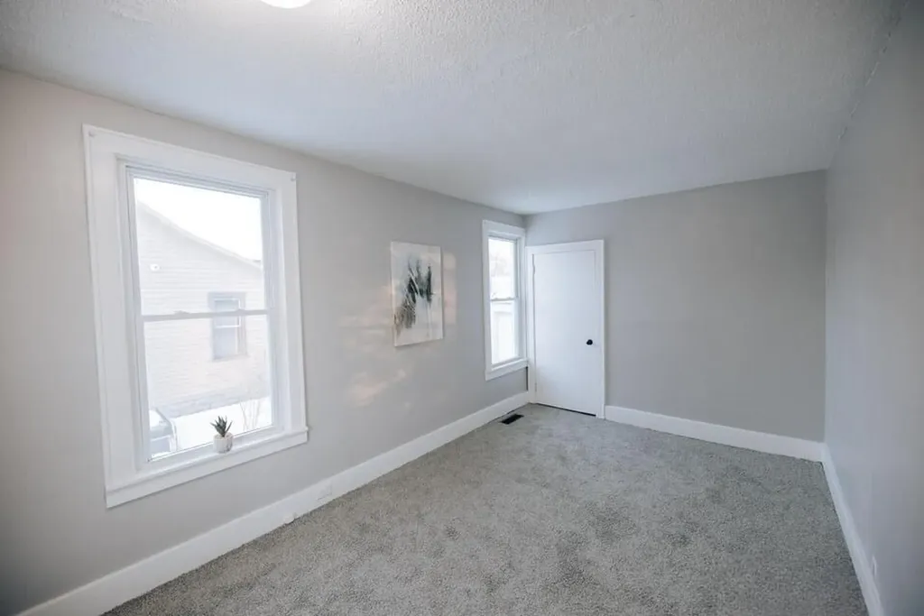 672 E Isabella Avenue Muskegon City MI 49442