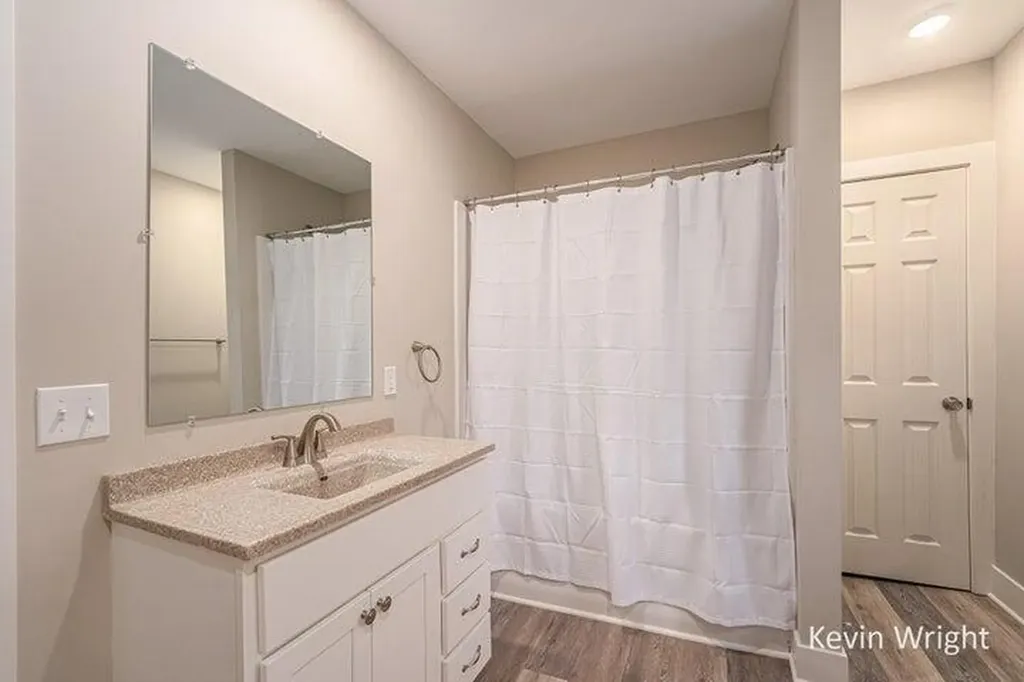 883 Emerson Avenue Muskegon City MI 49442