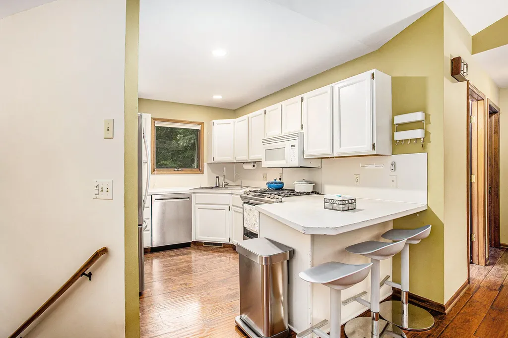 603 Howard Avenue Holland Charter Township MI 49424