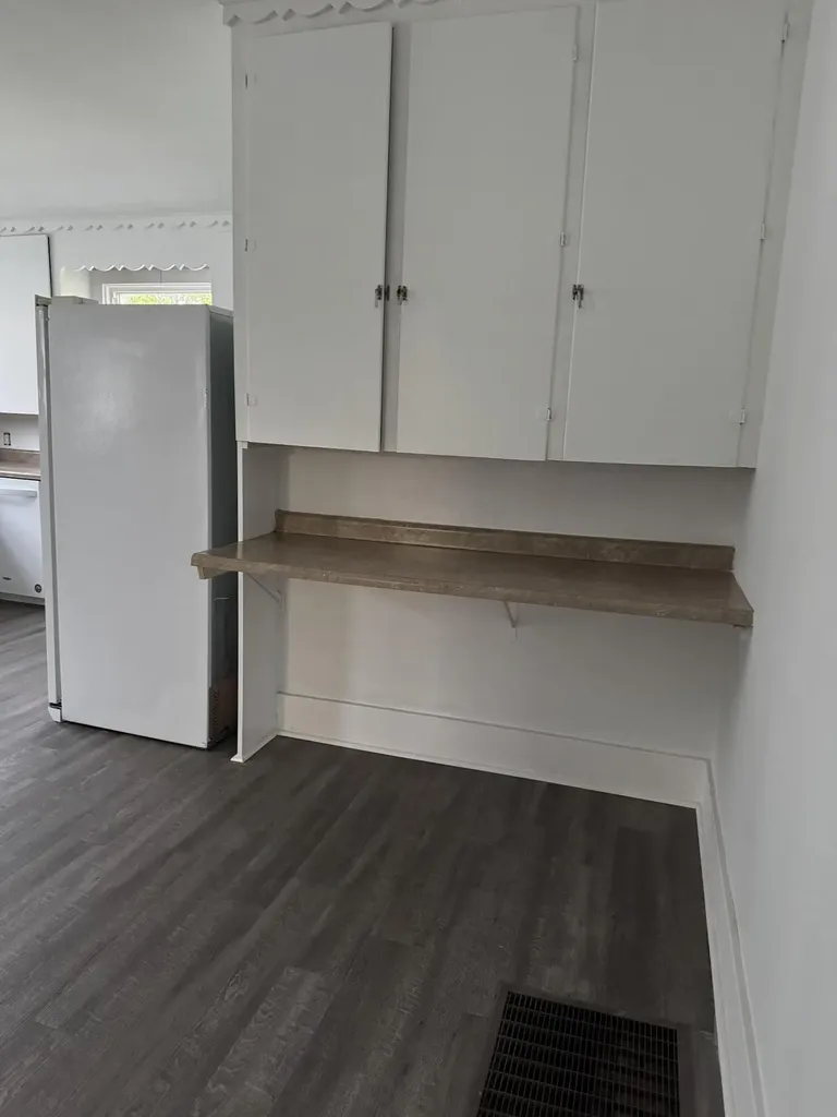 103 E Savidge Street Spring Lake Village MI 49456