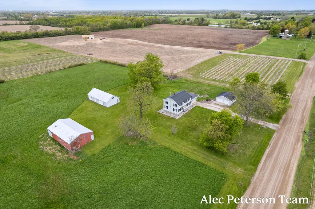 15727 40th Avenue Wright Township MI 49404
