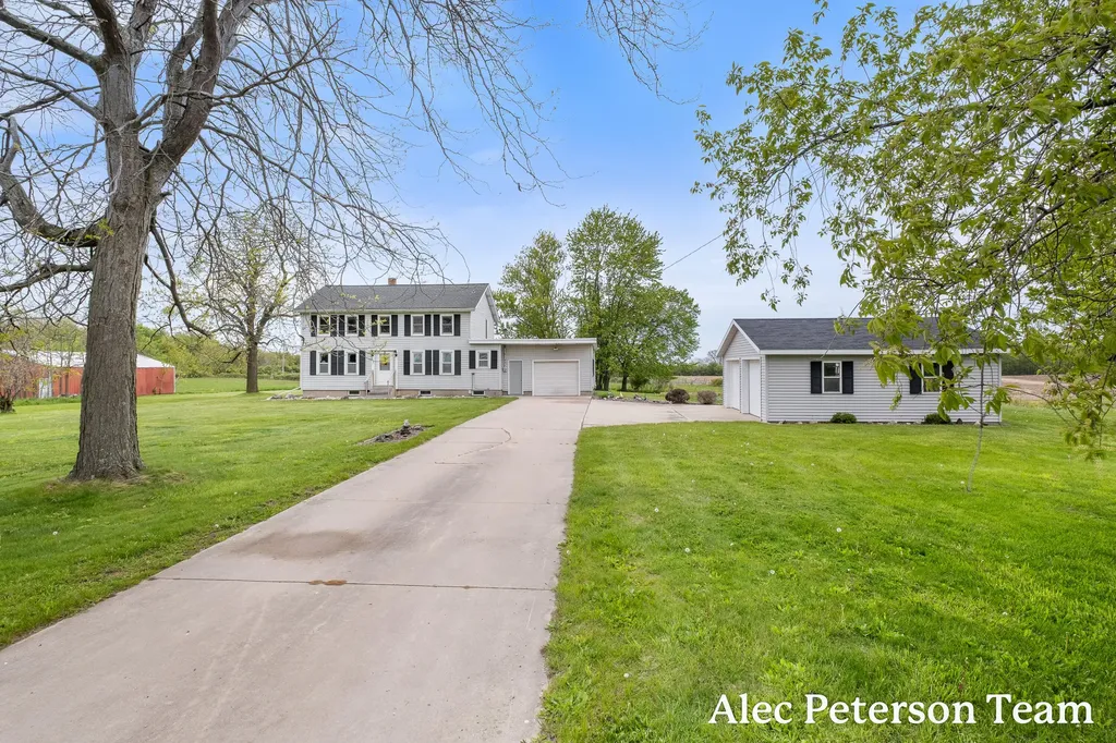 15727 40th Avenue Wright Township MI 49404