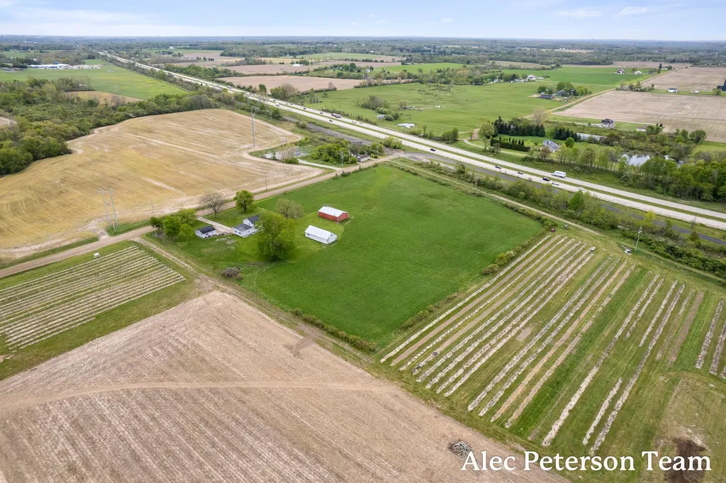 15727 40th Avenue Wright Township MI 49404