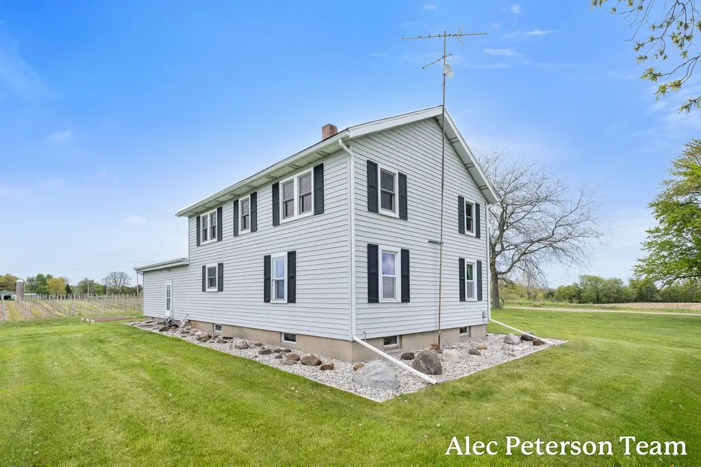 15727 40th Avenue Wright Township MI 49404