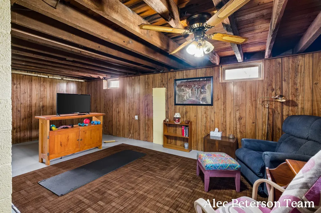 15727 40th Avenue Wright Township MI 49404