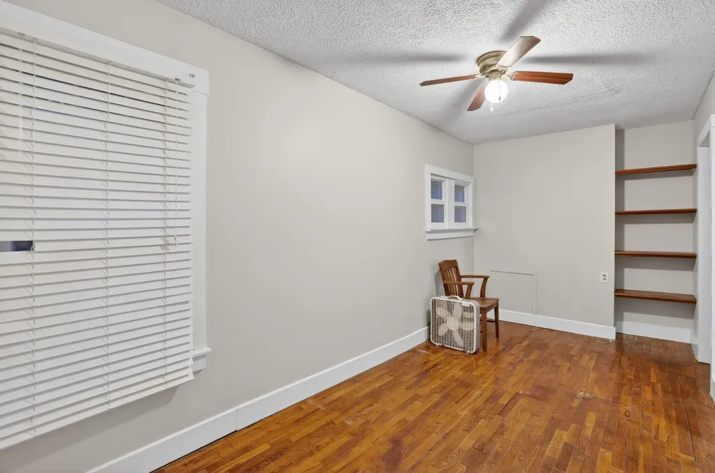 2533 S Washington Avenue Lansing City MI 48910