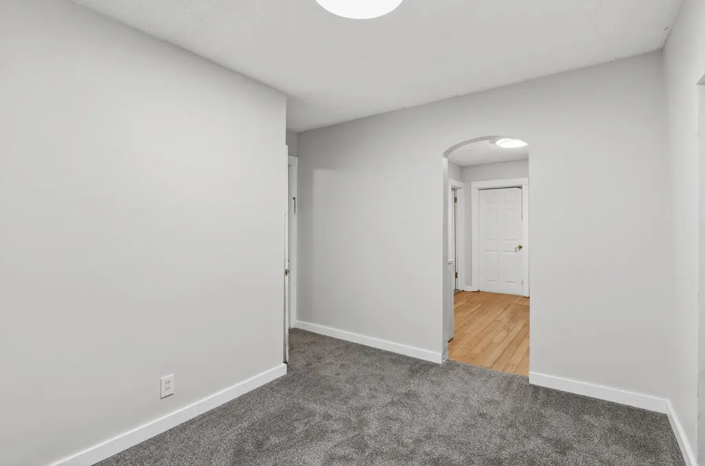 2533 S Washington Avenue Lansing City MI 48910