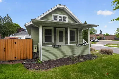 2533 S Washington Avenue Lansing City MI 48910
