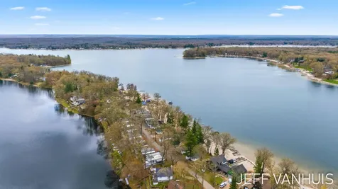 10150 S Lakeside Ridge Road Lake Township MI 49304