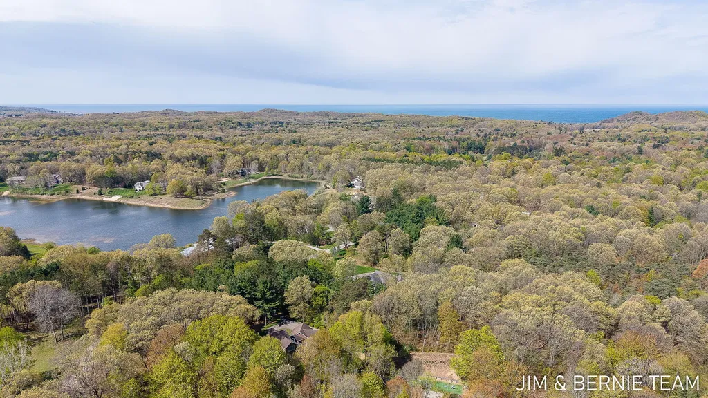 6427 Sand Castle View Laketown Township MI 49423