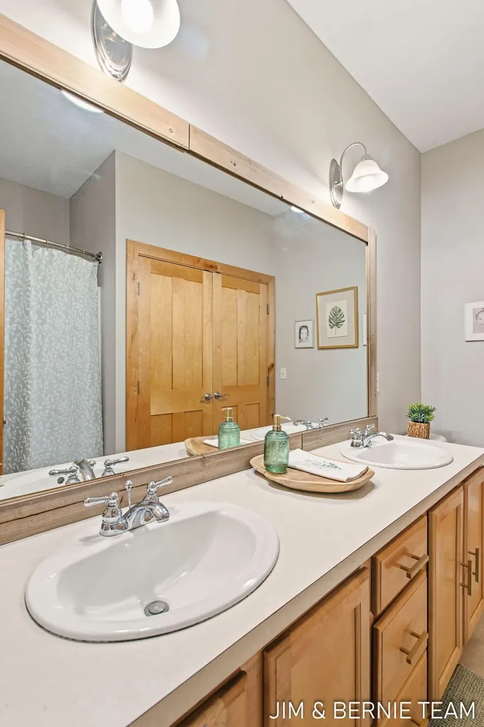 6427 Sand Castle View Laketown Township MI 49423