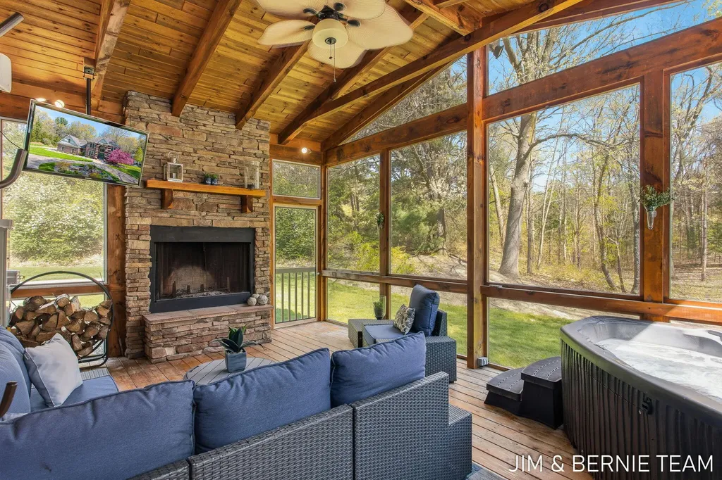 6427 Sand Castle View Laketown Township MI 49423
