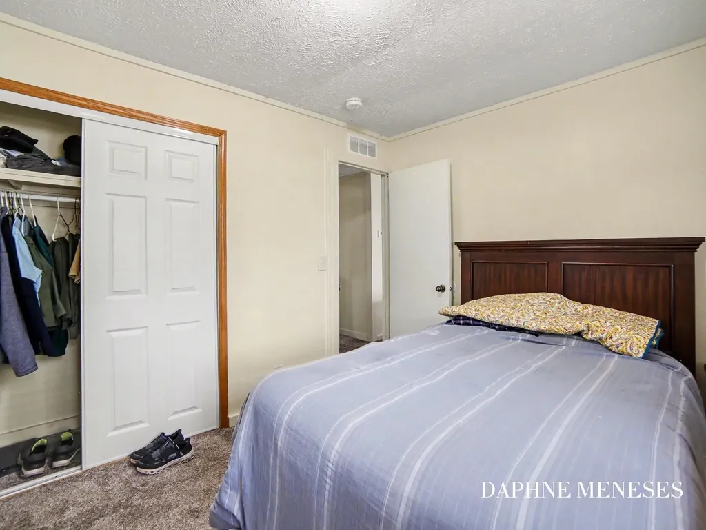 1083 Amity Avenue Muskegon City MI 49442