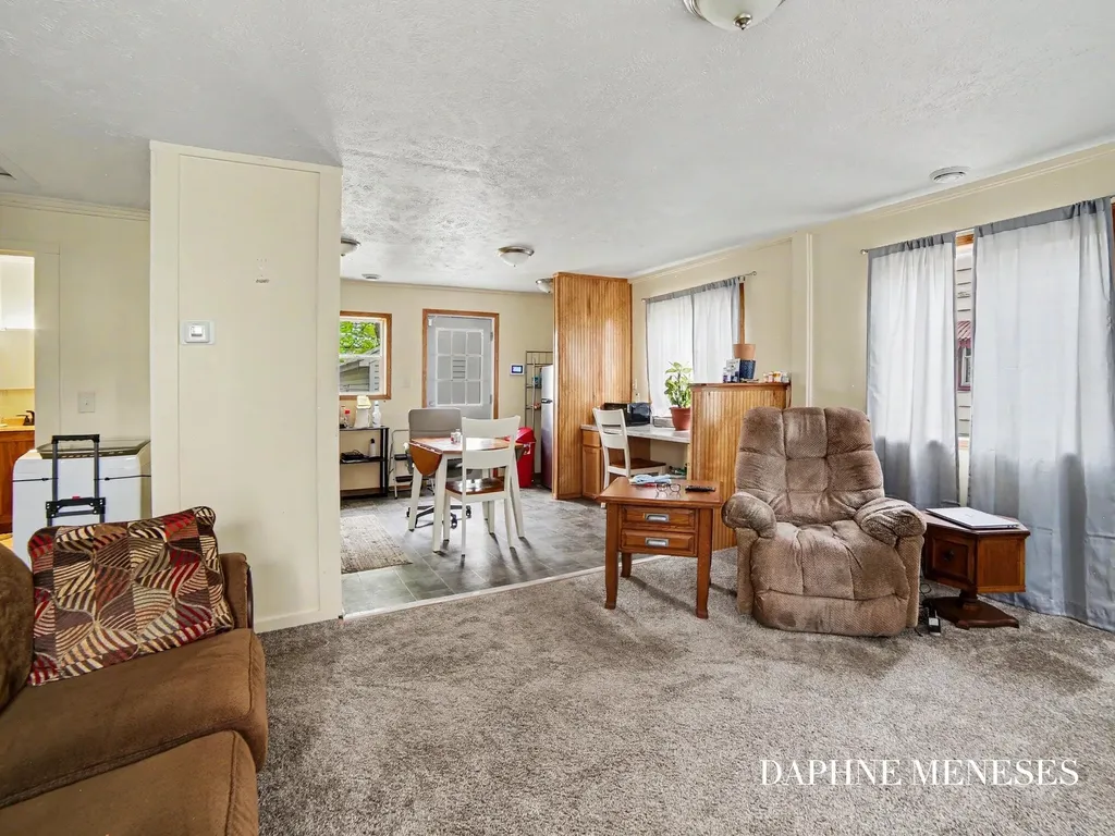 1083 Amity Avenue Muskegon City MI 49442