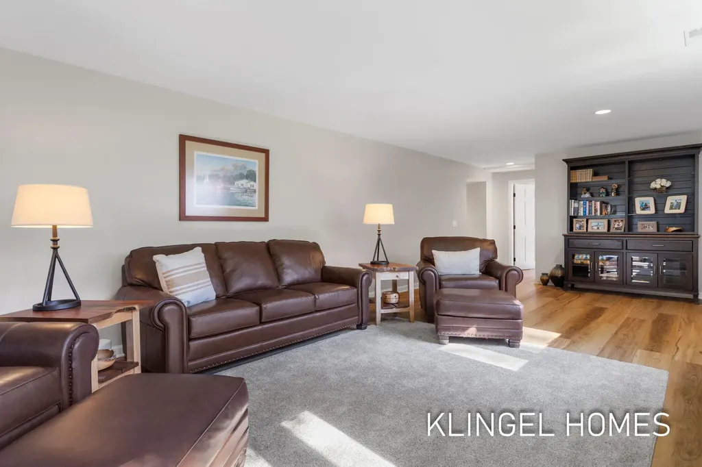 16873 Landing Lane Ferrysburg City MI 49456
