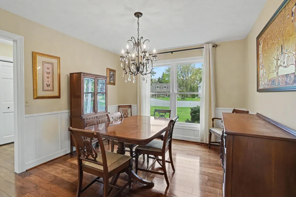 205 Woodlark Court Park Township MI 49424