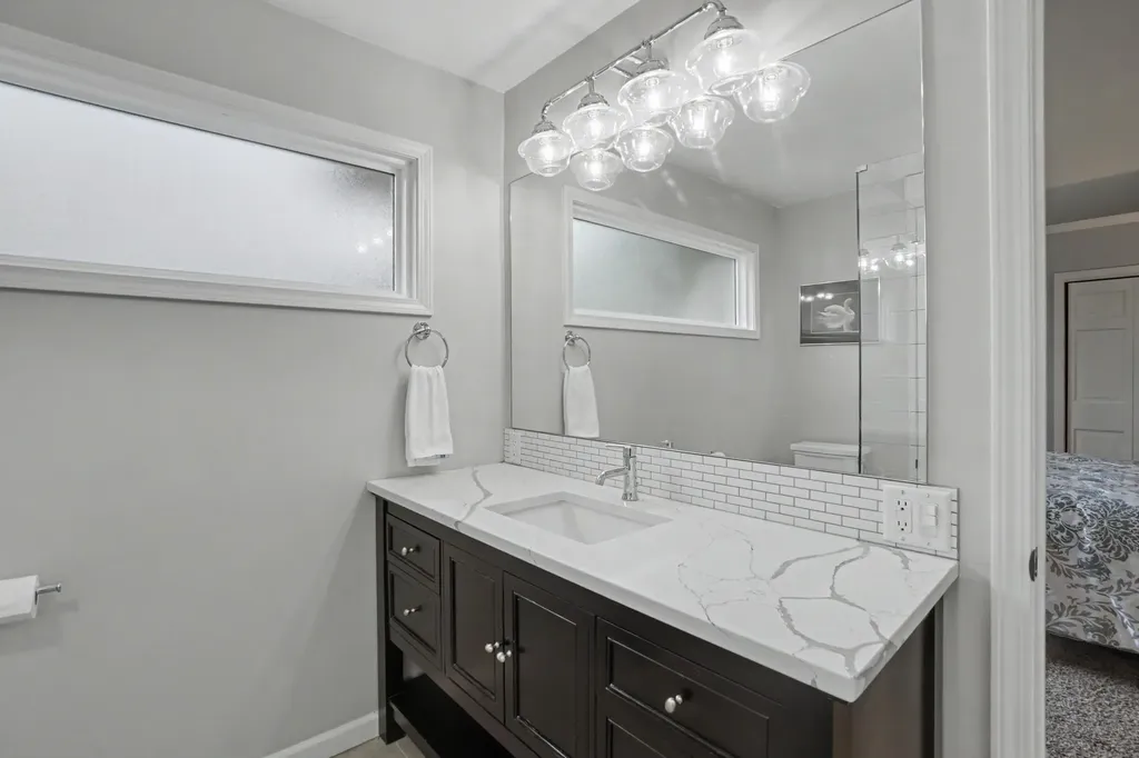 205 Woodlark Court Park Township MI 49424