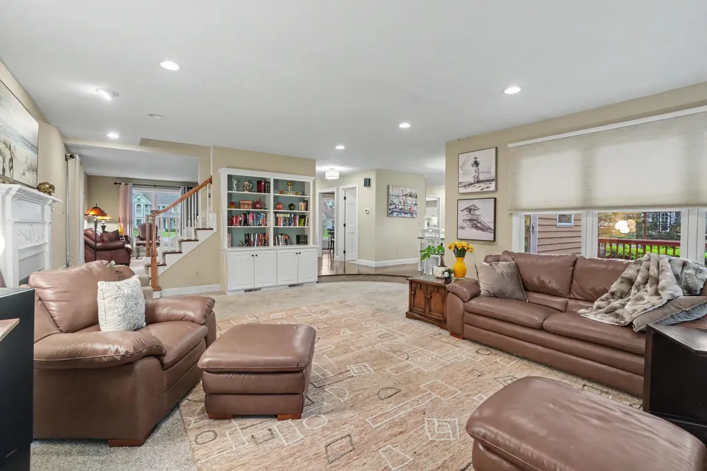 205 Woodlark Court Park Township MI 49424
