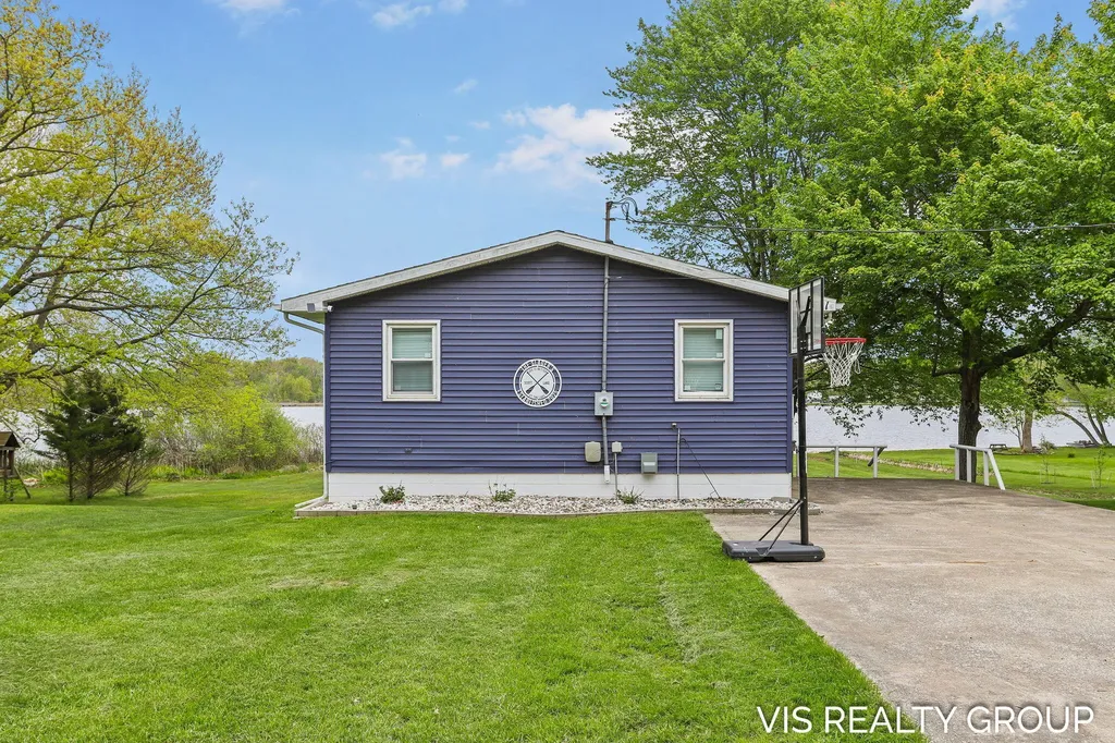 46611 Vine Avenue Arlington Township MI 49026