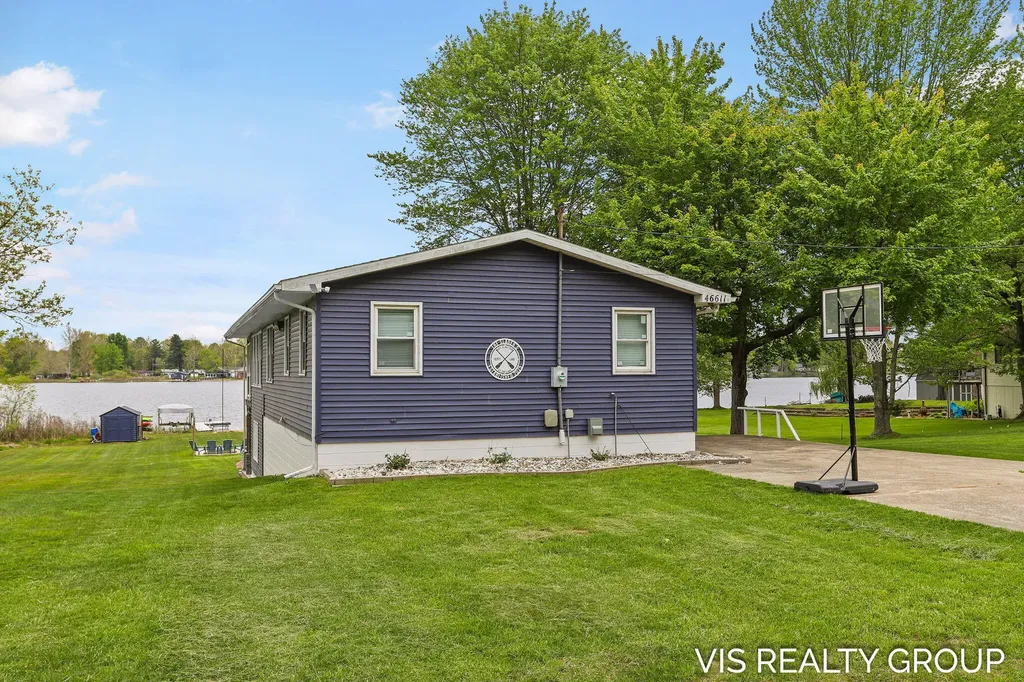 46611 Vine Avenue Arlington Township MI 49026