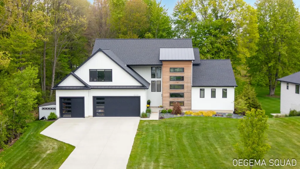 5391 Eagle Pass Drive Blendon Township MI 49426