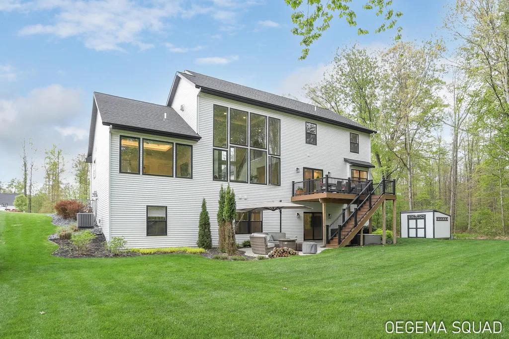 5391 Eagle Pass Drive Blendon Township MI 49426