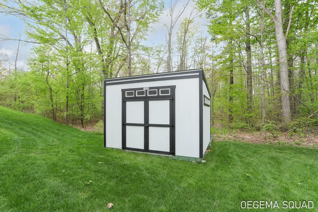 5391 Eagle Pass Drive Blendon Township MI 49426