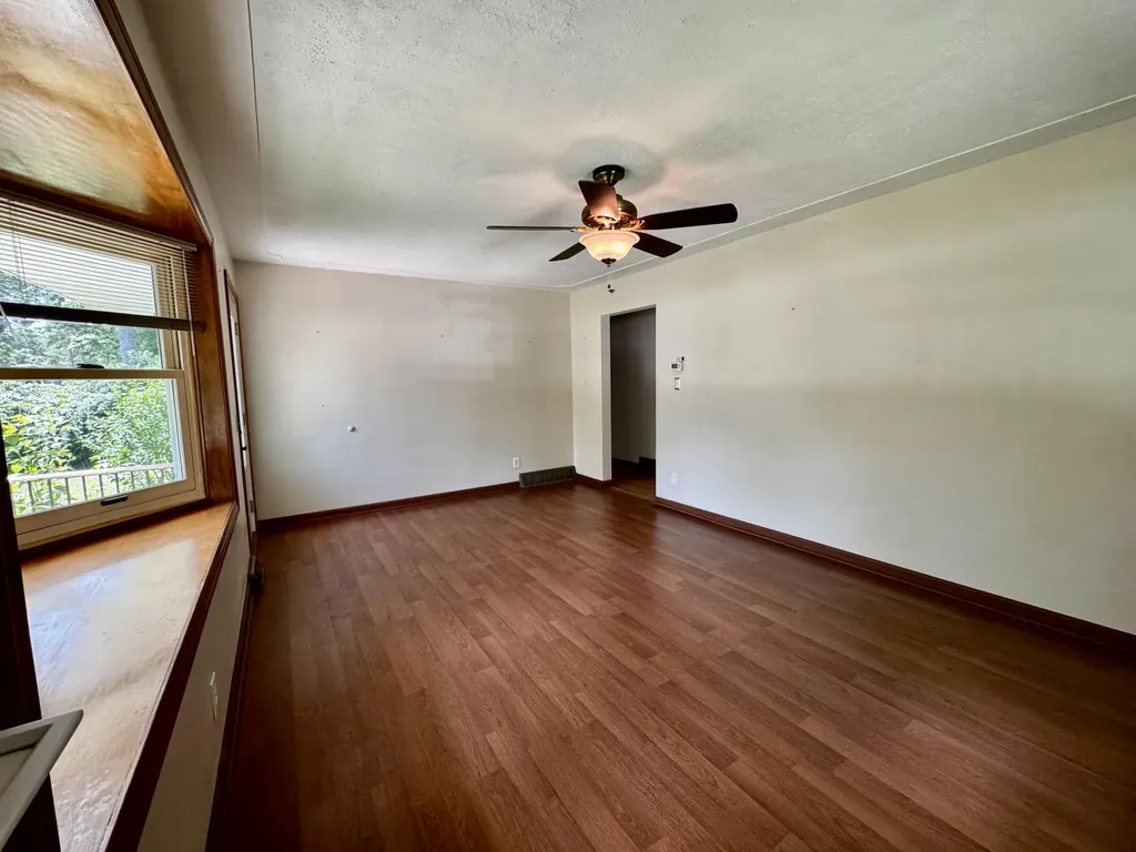 19105 Glendale Circle Spring Lake Township MI 49456