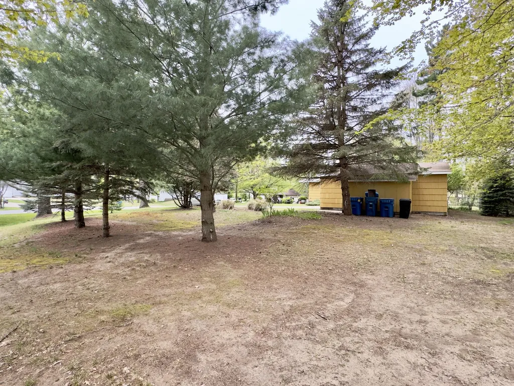 19105 Glendale Circle Spring Lake Township MI 49456