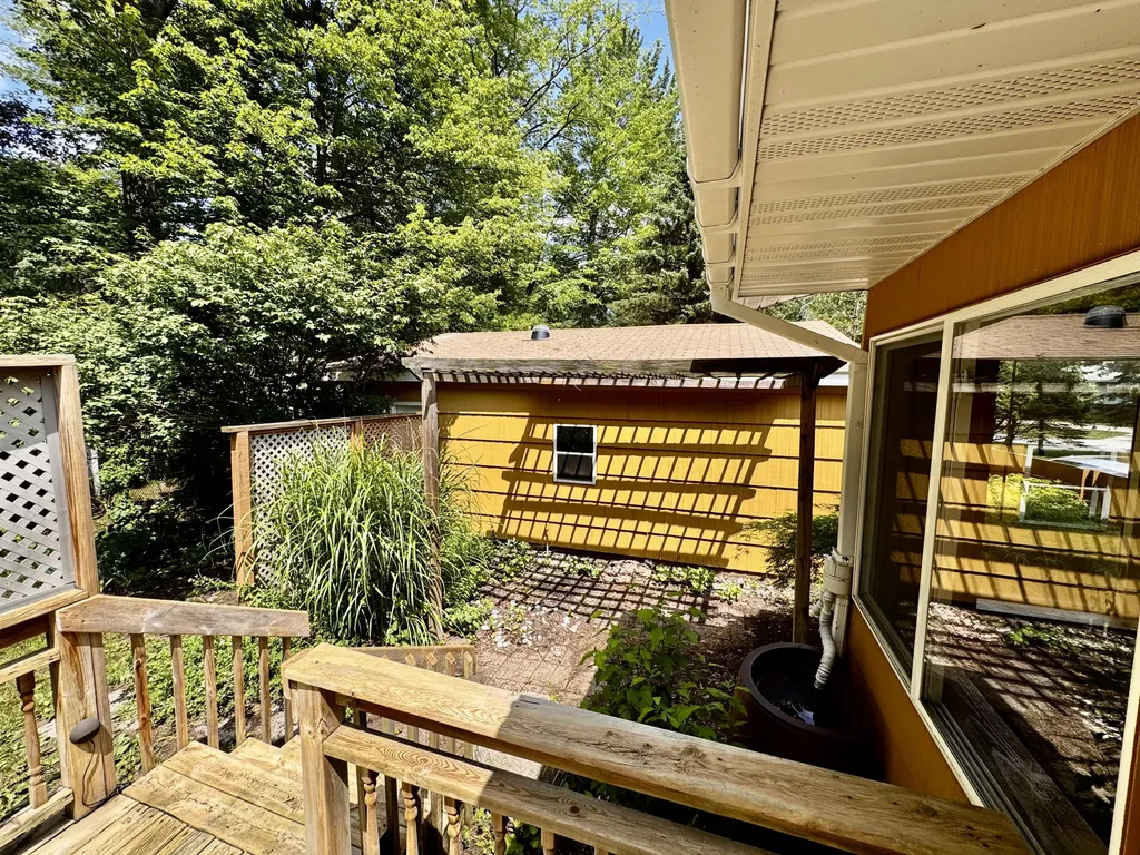 19105 Glendale Circle Spring Lake Township MI 49456