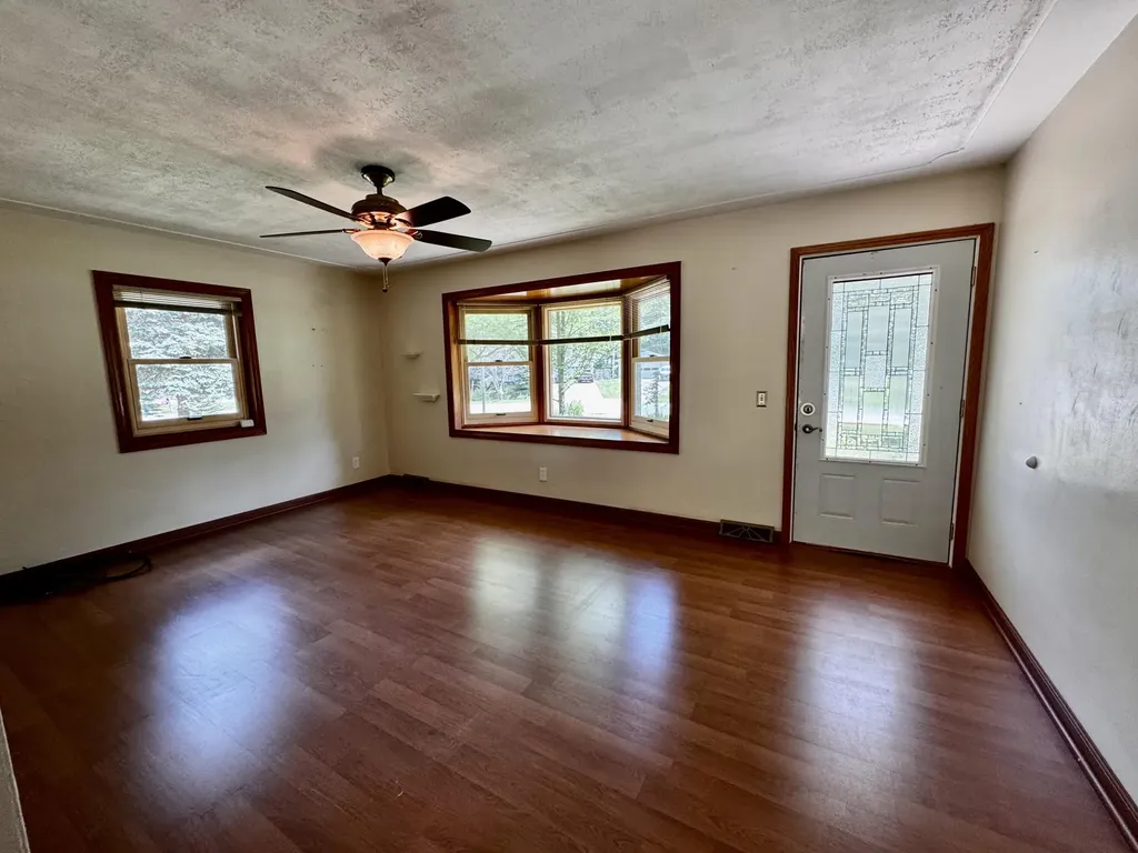 19105 Glendale Circle Spring Lake Township MI 49456