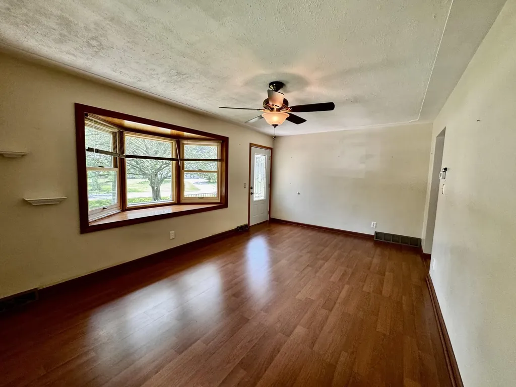 19105 Glendale Circle Spring Lake Township MI 49456
