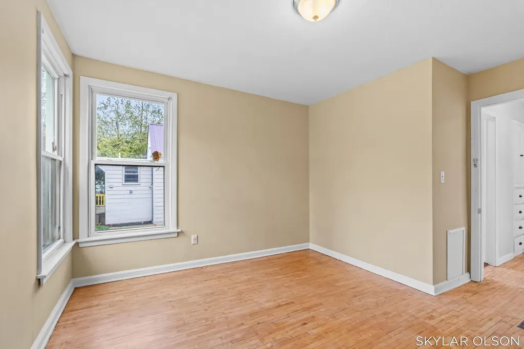 2153 Philo Avenue Muskegon City MI 49441