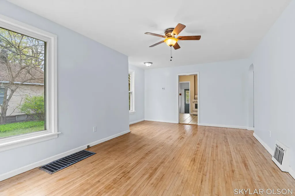 2153 Philo Avenue Muskegon City MI 49441