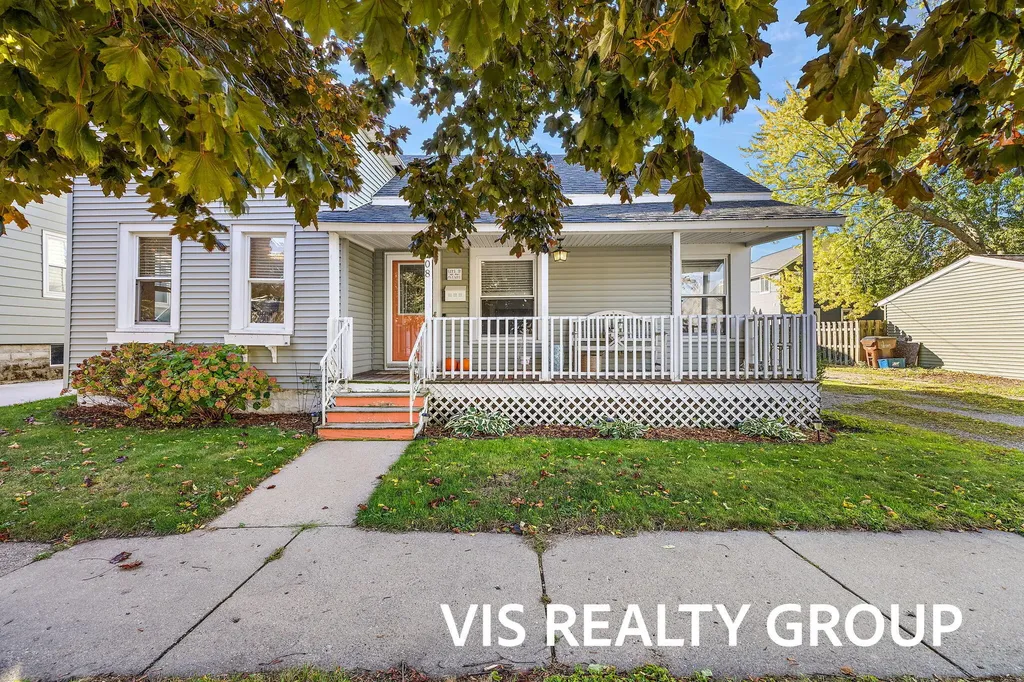 508 Monroe Avenue Grand Haven City MI 49417