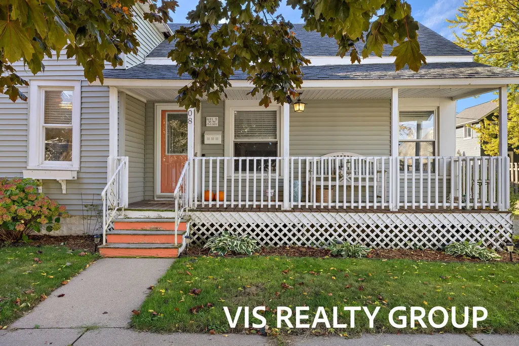 508 Monroe Avenue Grand Haven City MI 49417