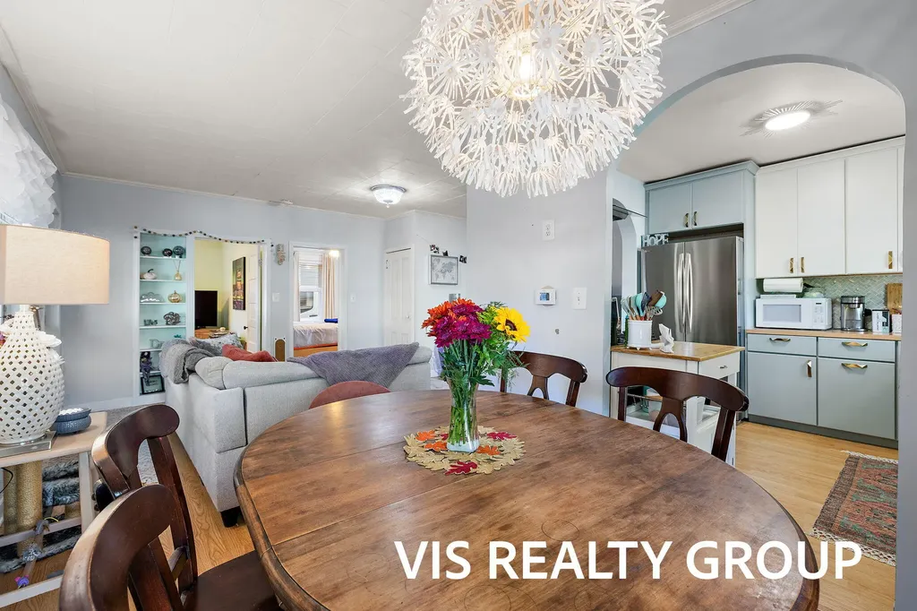 508 Monroe Avenue Grand Haven City MI 49417