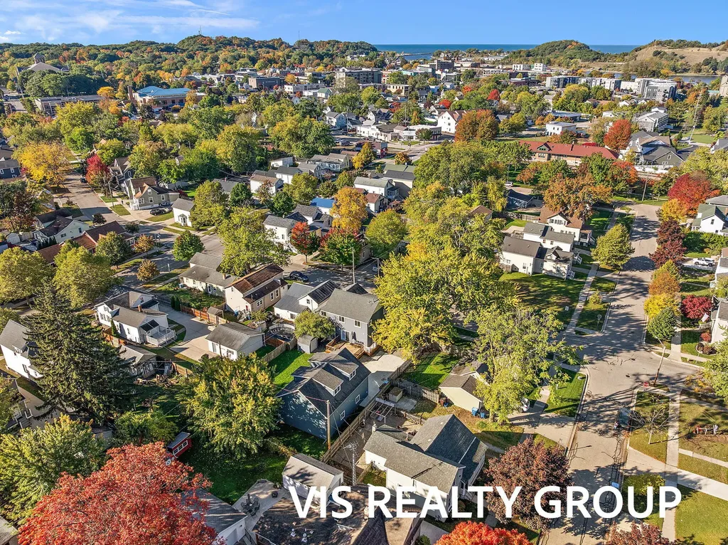 508 Monroe Avenue Grand Haven City MI 49417