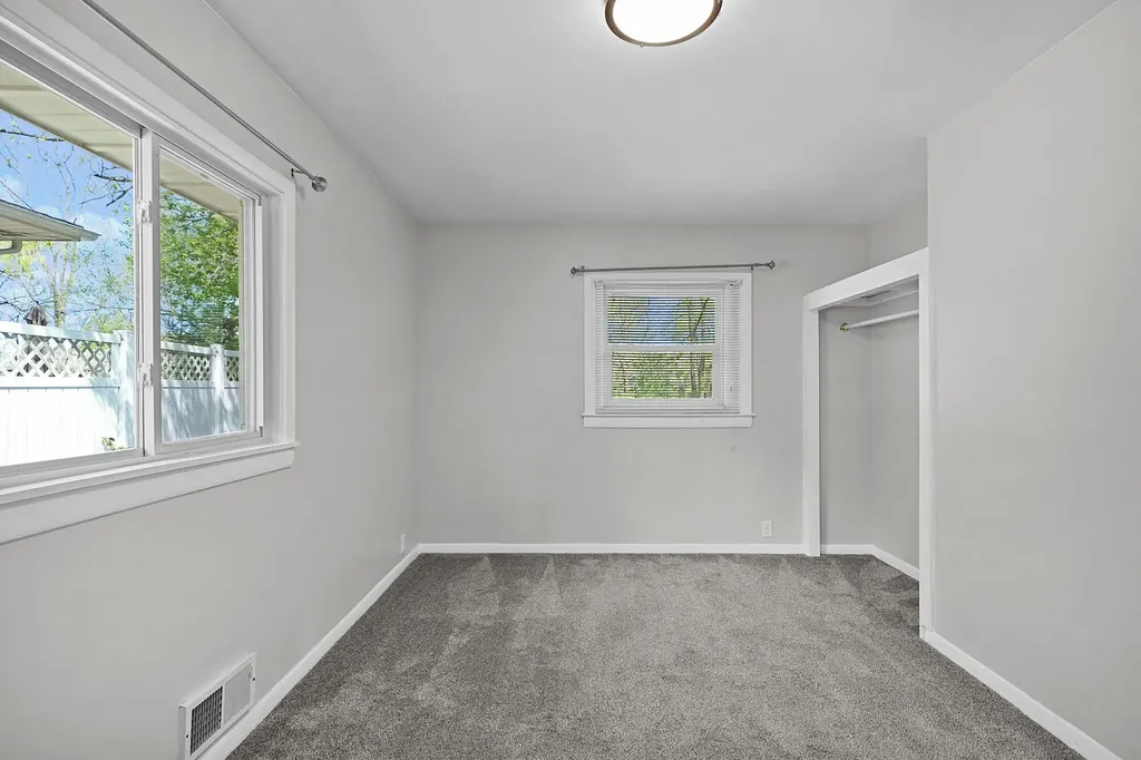1605 Bridge Street NW Grand Rapids City MI 49504