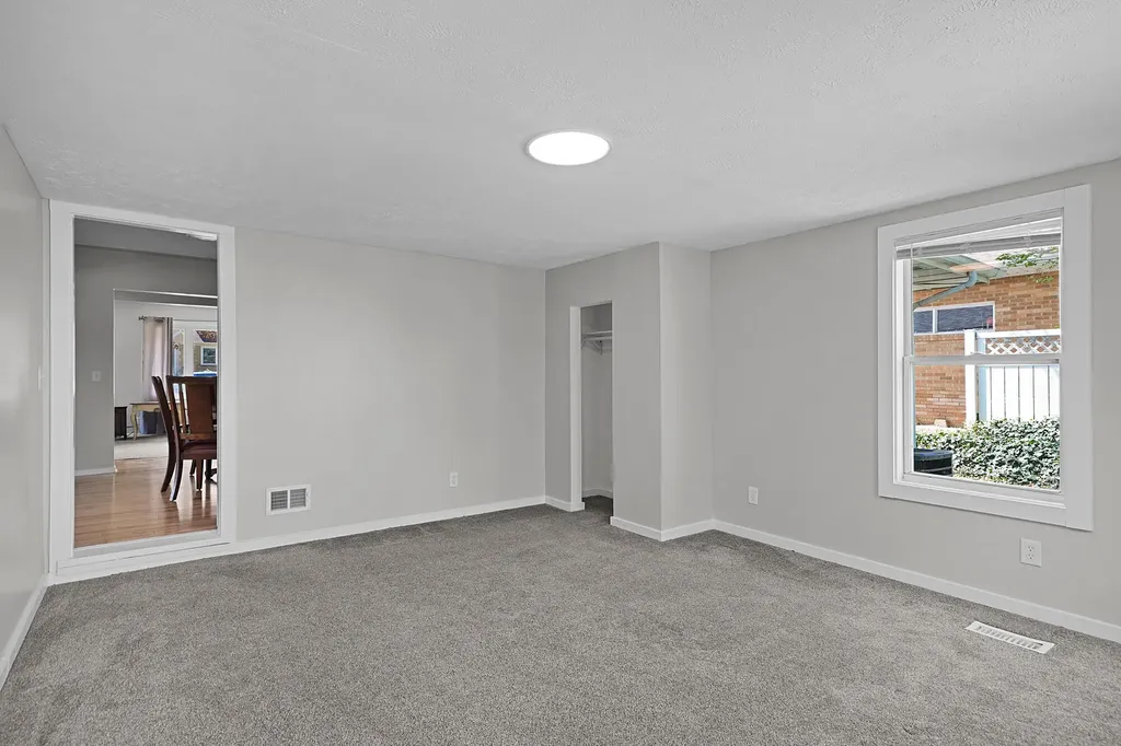 1605 Bridge Street NW Grand Rapids City MI 49504