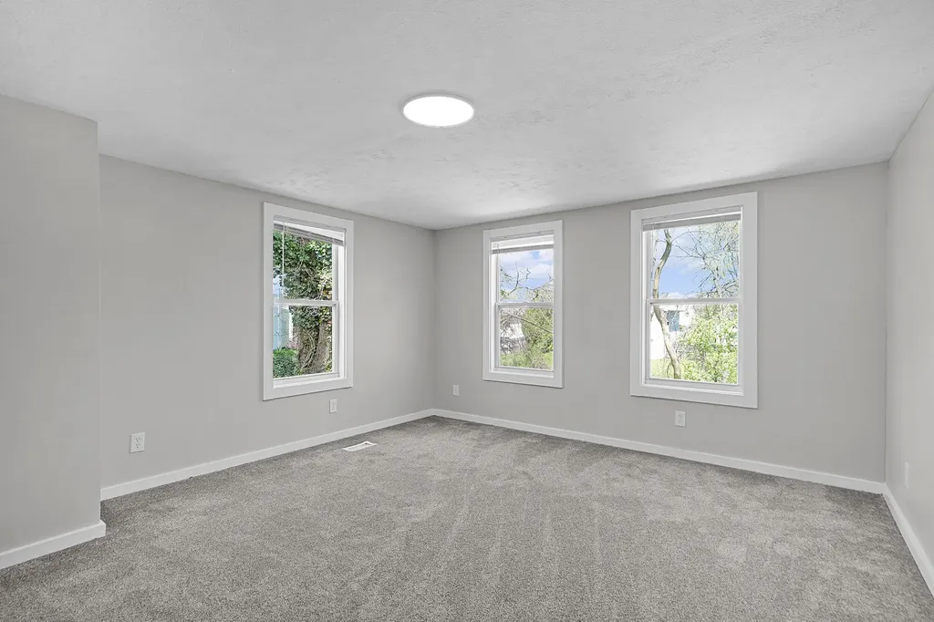 1605 Bridge Street NW Grand Rapids City MI 49504