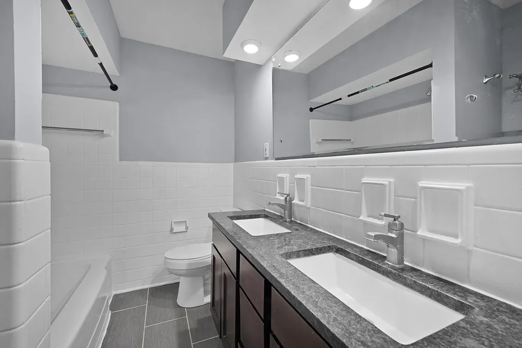 1605 Bridge Street NW Grand Rapids City MI 49504