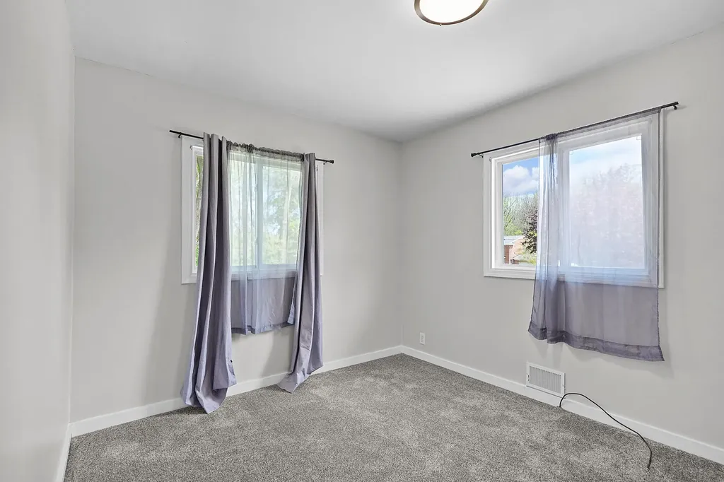 1605 Bridge Street NW Grand Rapids City MI 49504