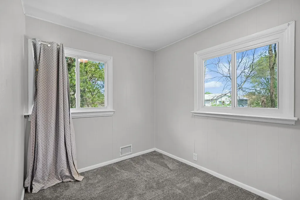 1605 Bridge Street NW Grand Rapids City MI 49504