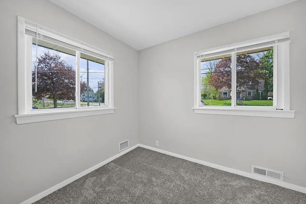 1605 Bridge Street NW Grand Rapids City MI 49504