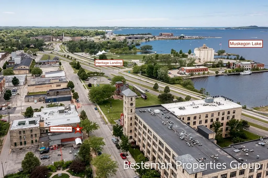 557 W Western Avenue Muskegon City MI 49440