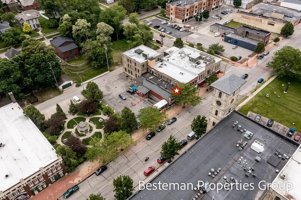 557 W Western Avenue Muskegon City MI 49440