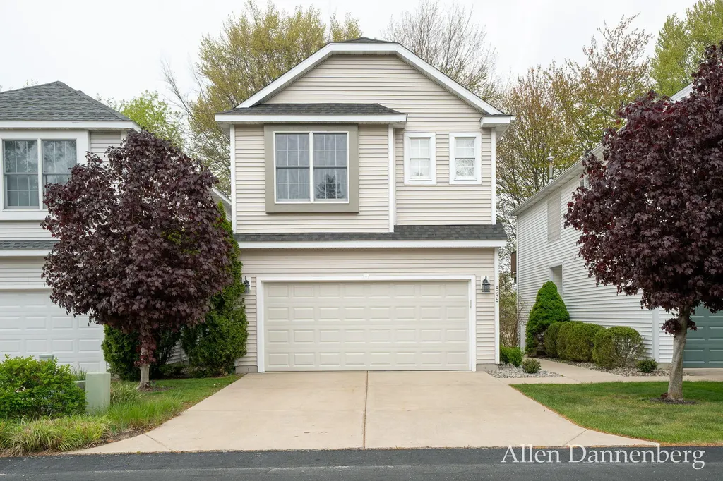 845 Bluff Creek Drive Grand Haven City MI 49417