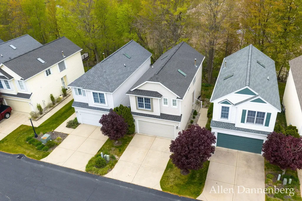 845 Bluff Creek Drive Grand Haven City MI 49417